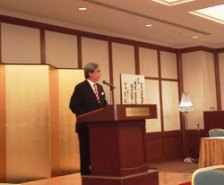 2013051518100000